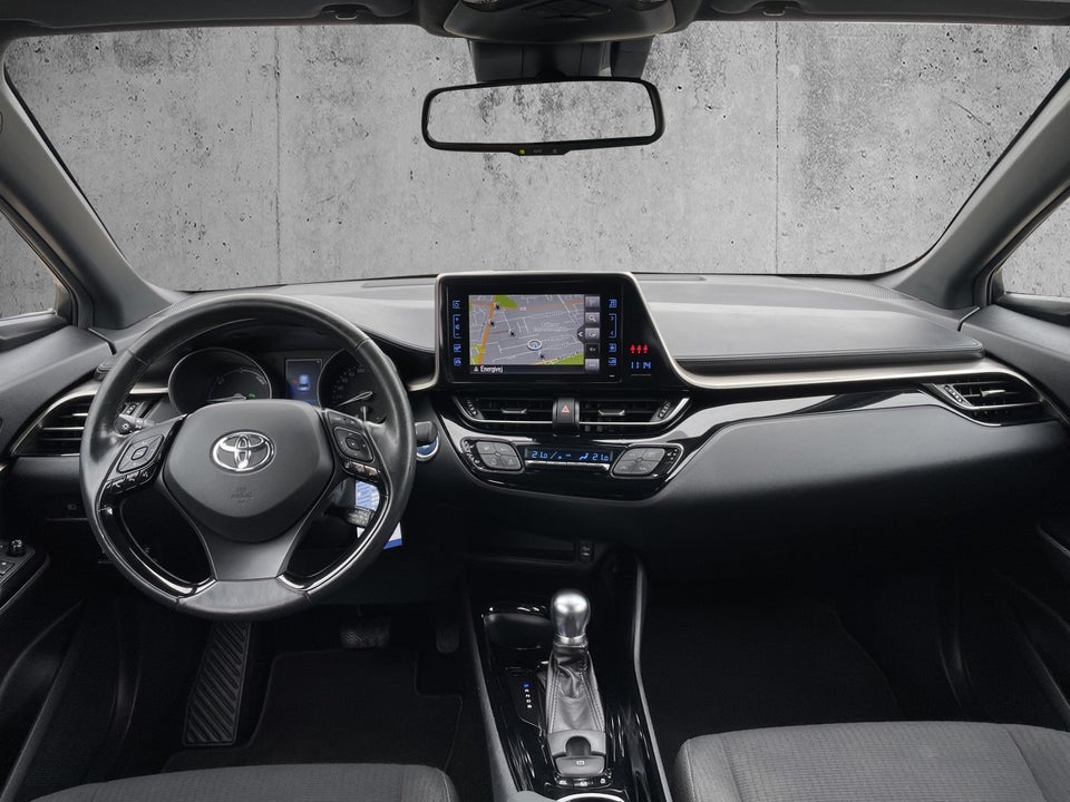 Toyota C-HR 1,8 Hybrid Premium Selected CVT 5d