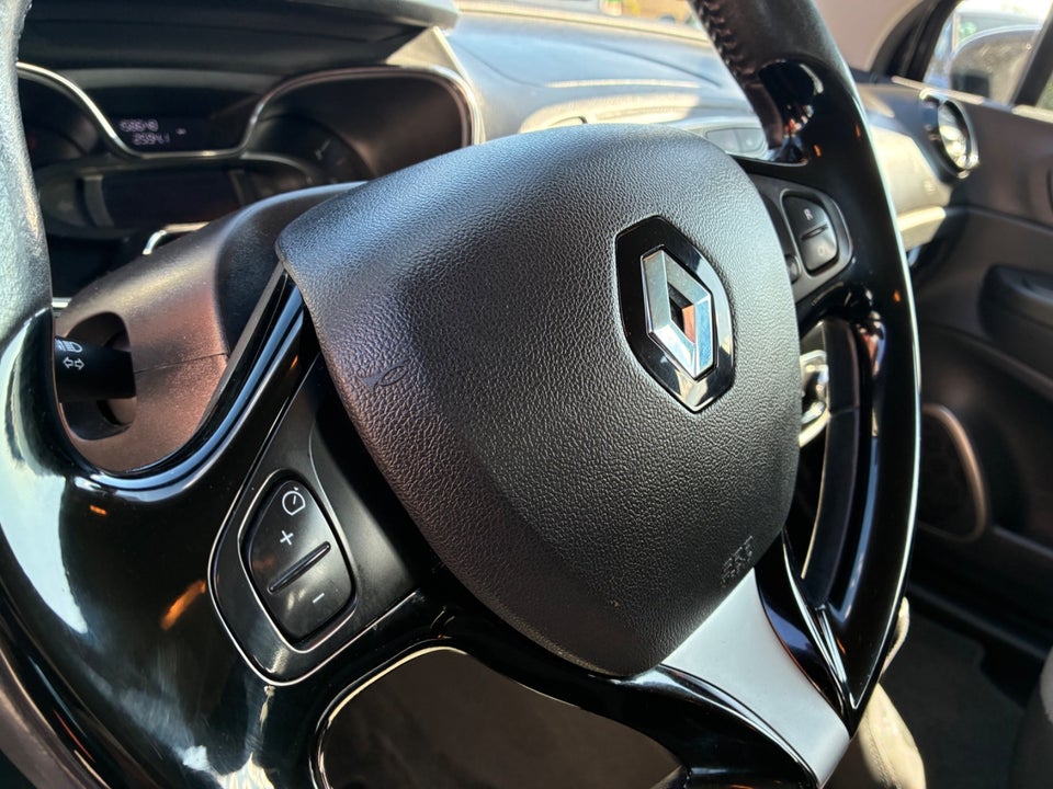 Renault Captur 0,9 TCe 90 Expression 5d