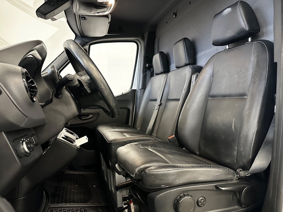 Mercedes Sprinter 214 2,2 CDi A2 Kassevogn aut. FWD