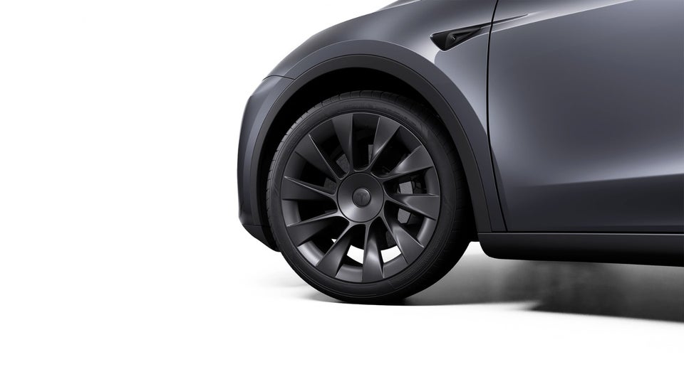 Tesla Model Y Long Range AWD 5d