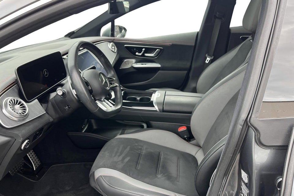 Mercedes EQE43 AMG 4Matic 4d