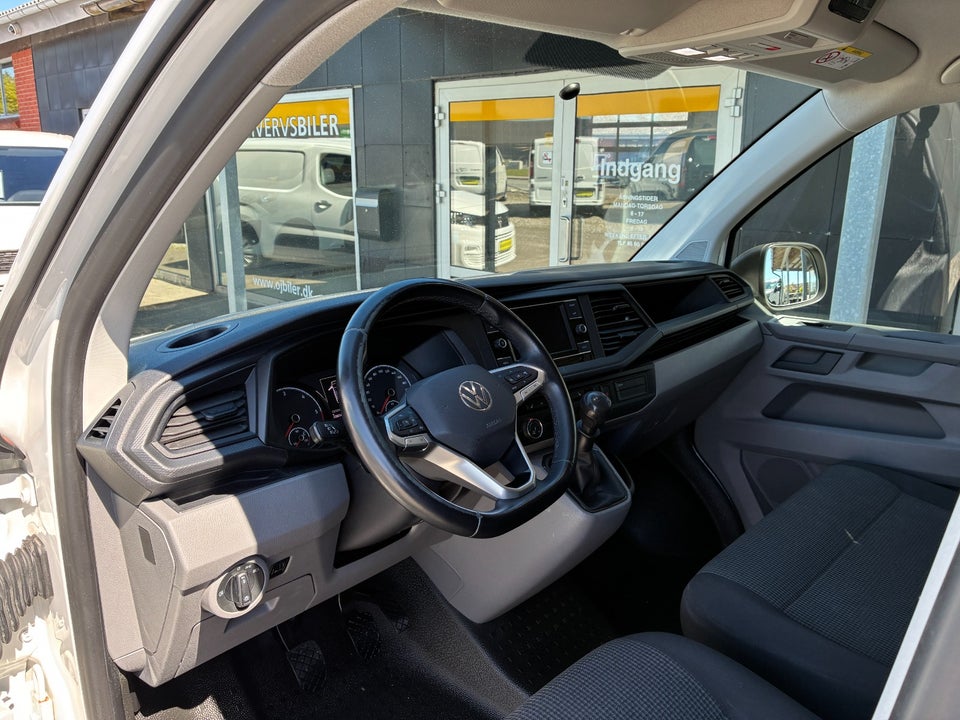 VW Transporter 2,0 TDi 150 Kassevogn lang