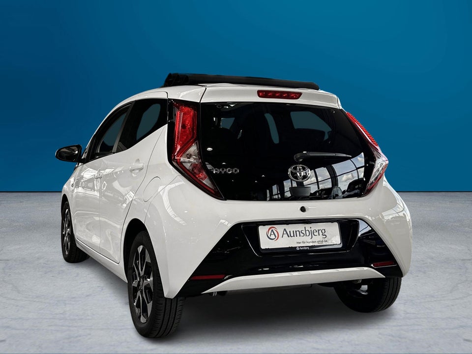 Toyota Aygo 1,0 VVT-i x-sky 5d