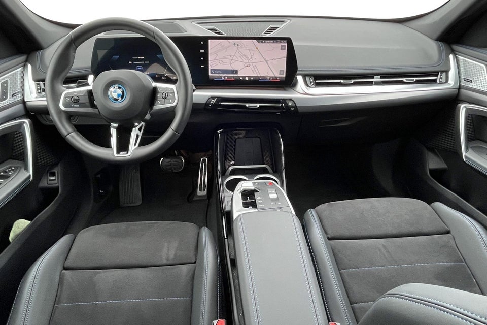 BMW iX1 eDrive20 Fully Charged M-Sport 5d