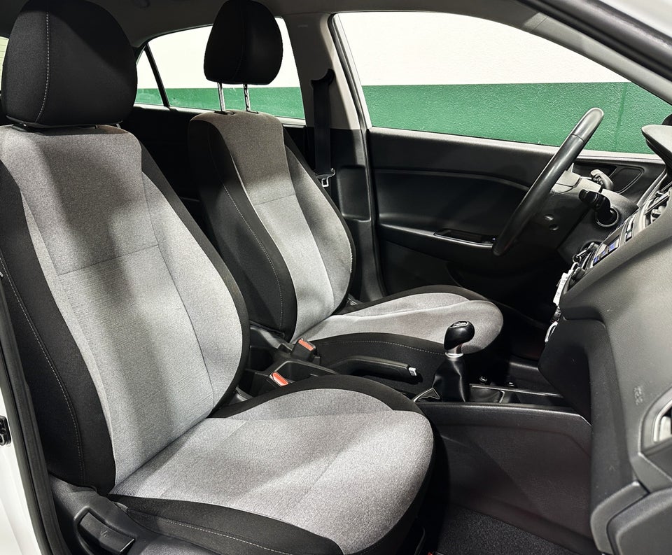 Hyundai i20 1,25 Trend 5d