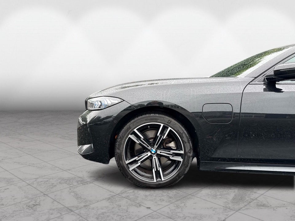 BMW 330e 2,0 Touring M-Sport aut. 5d