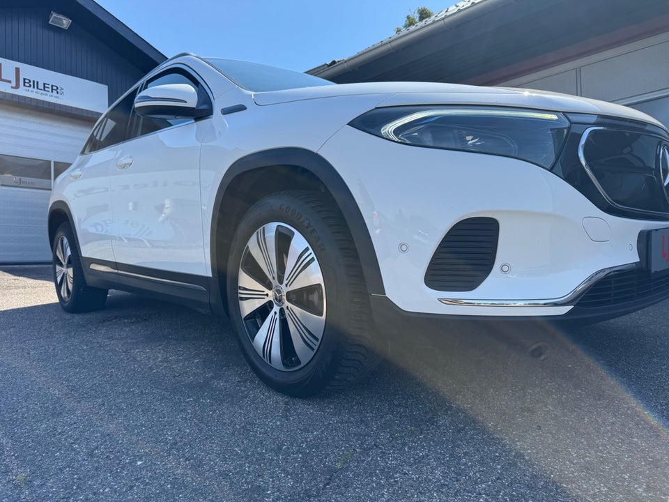 Mercedes EQA250 Progressive 5d