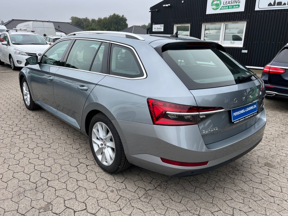 Skoda Superb 1,4 TSi iV Plus Combi DSG 5d