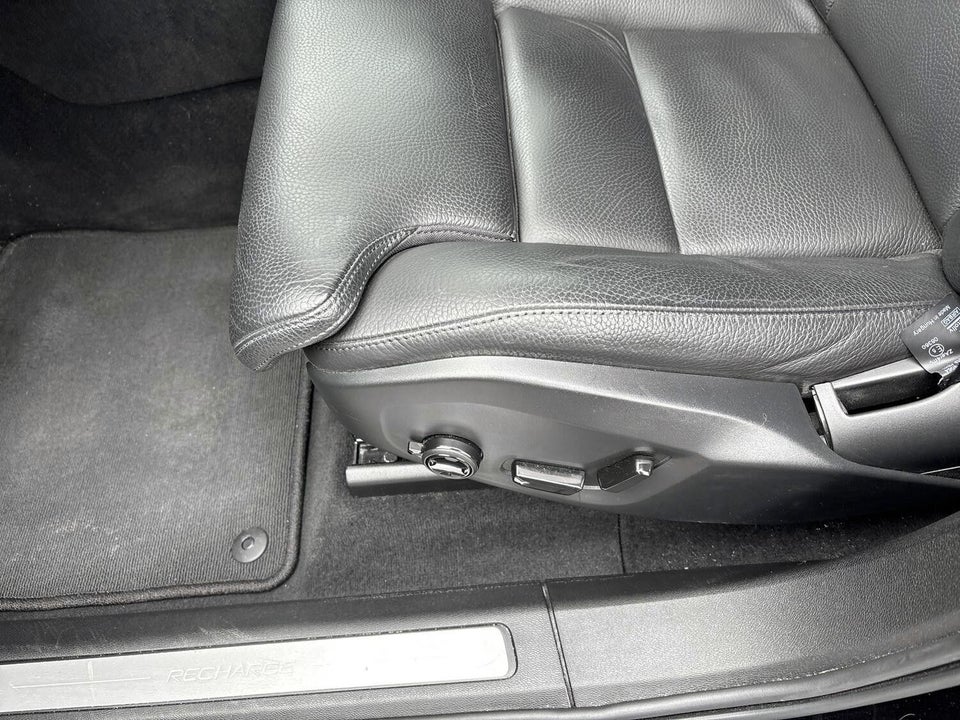 Volvo XC60 2,0 T6 ReCharge Inscription aut. AWD 5d