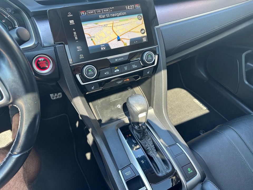 Honda Civic 1,5 VTEC Turbo Executive CVT 5d