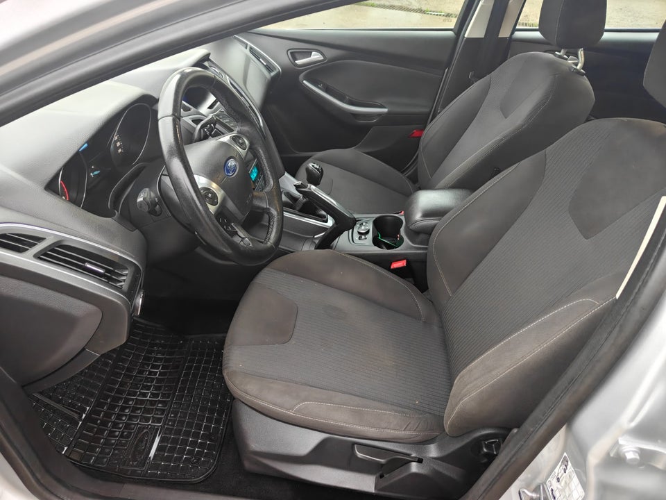 Ford Focus 1,6 TDCi 115 Titanium 5d
