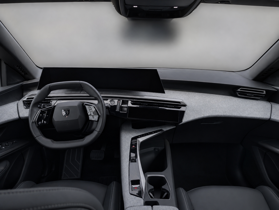 Peugeot e-3008 77 Allure 5d