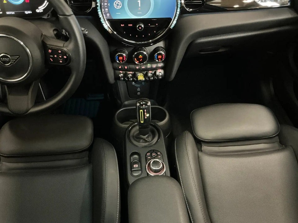 MINI Cooper SE Camden Edition 3d