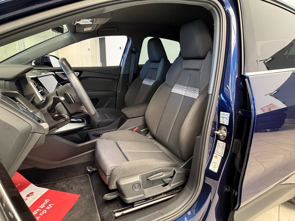Audi Q4 e-tron 35 Attitude Sportback 5d
