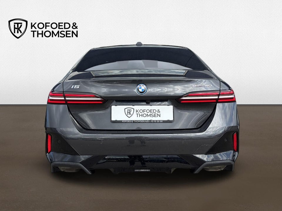 BMW i5 eDrive40 M-Sport 4d