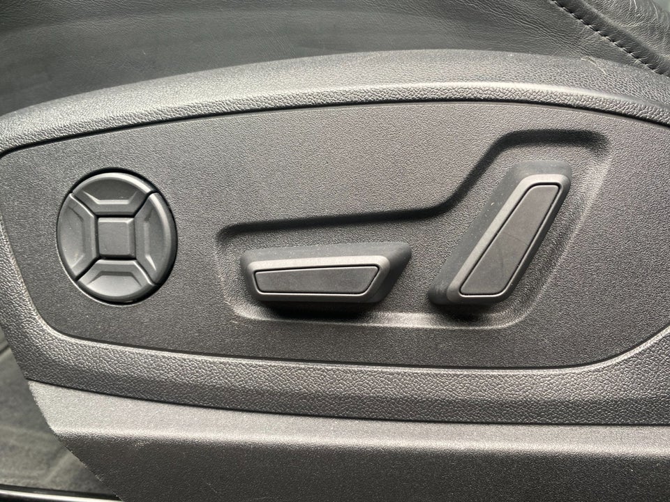 Audi e-tron 55 Advanced quattro 5d