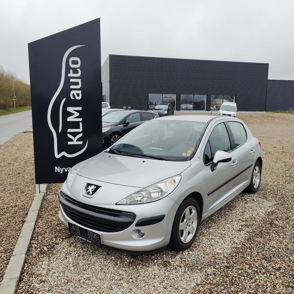 Peugeot 207 1,4 Comfort+ 5d