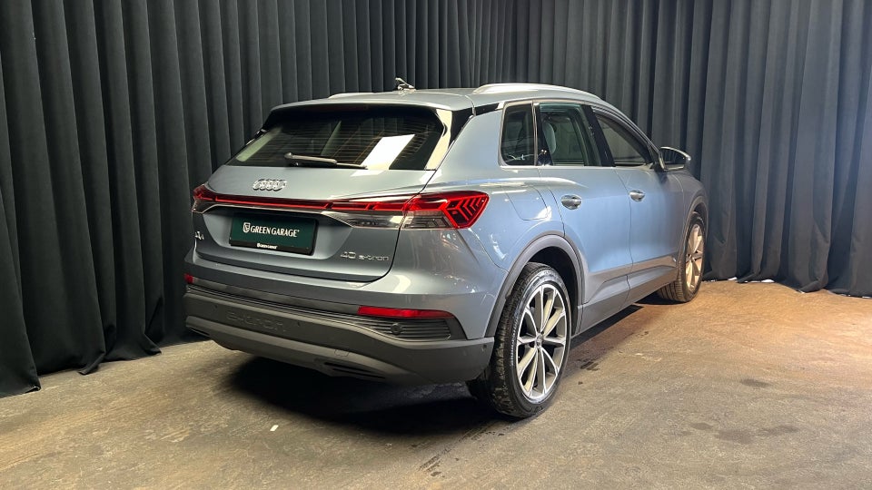 Audi Q4 e-tron 40  5d
