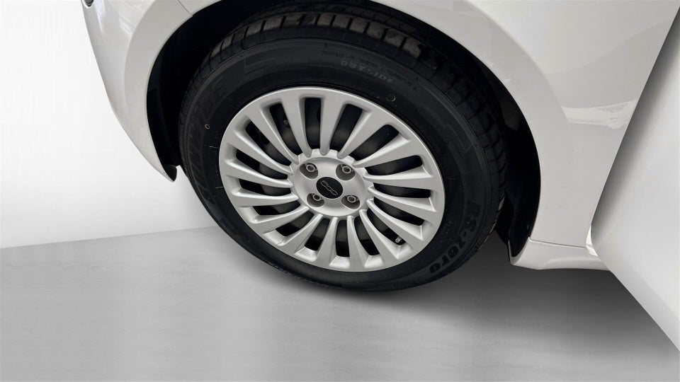 Fiat 500e 24 Action 3d