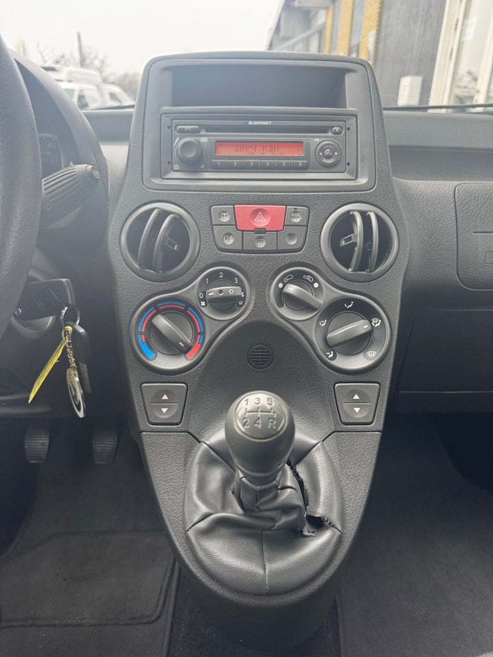 Fiat Panda 1,2 69 Dynamic 5d