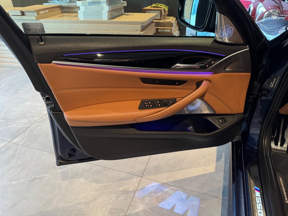 BMW M550i 4,4 xDrive aut. 4d