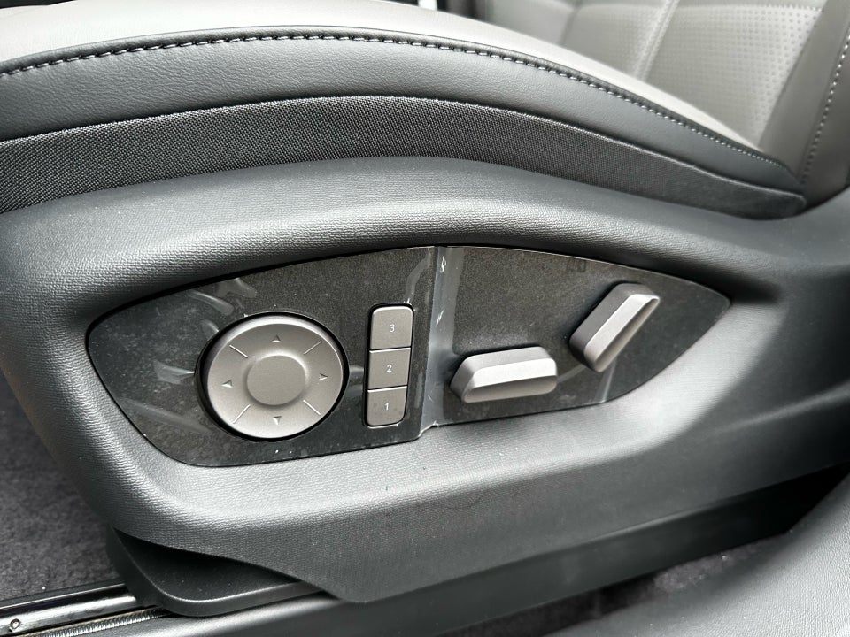 Hongqi EHS7 111 Exclusive 5d