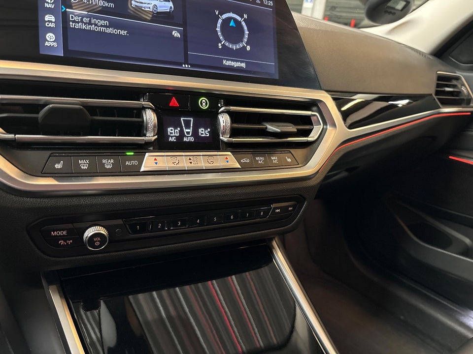 BMW 330e 2,0 Touring aut. 5d