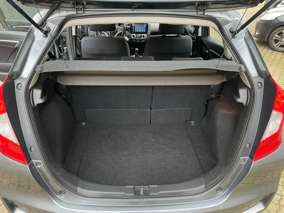 Honda Jazz 1,5 i-VTEC Dynamic 5d