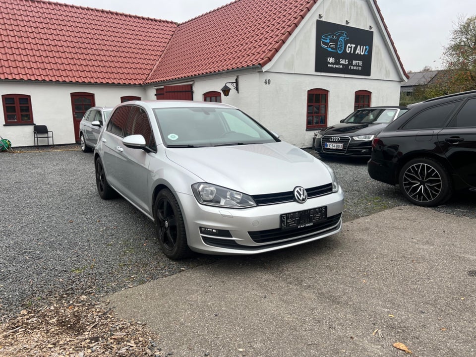 VW Golf VII 1,4 TSi 122 Comfortline BMT 5d