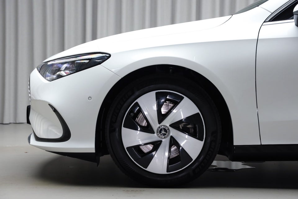 Mercedes CLA250+ EQ Progressive Premium 4d