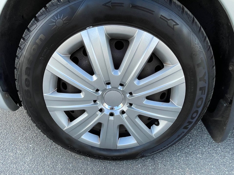 Ford C-MAX 1,6 TDCi Trend Collection 5d
