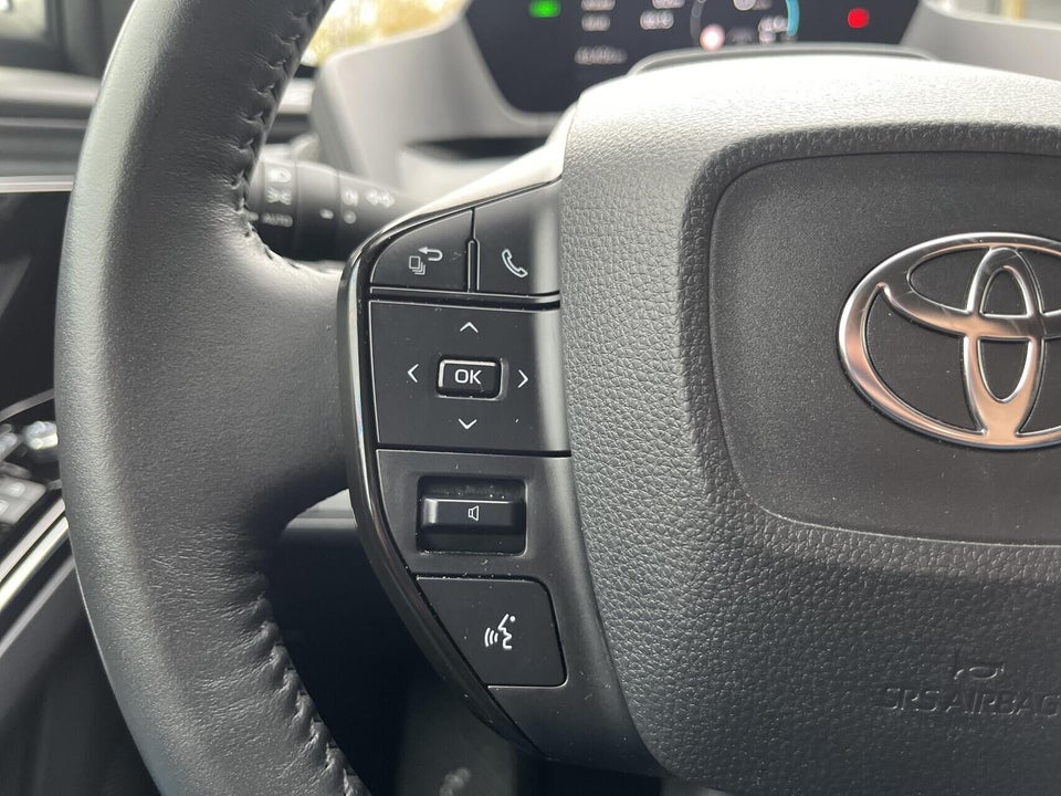 Toyota bZ4X Executive 5d