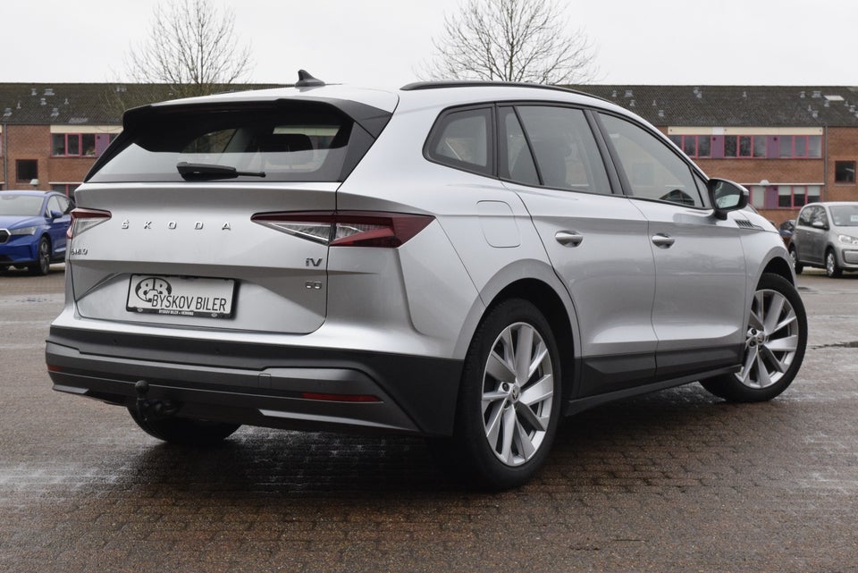 Skoda Enyaq 60 iV Loft 5d