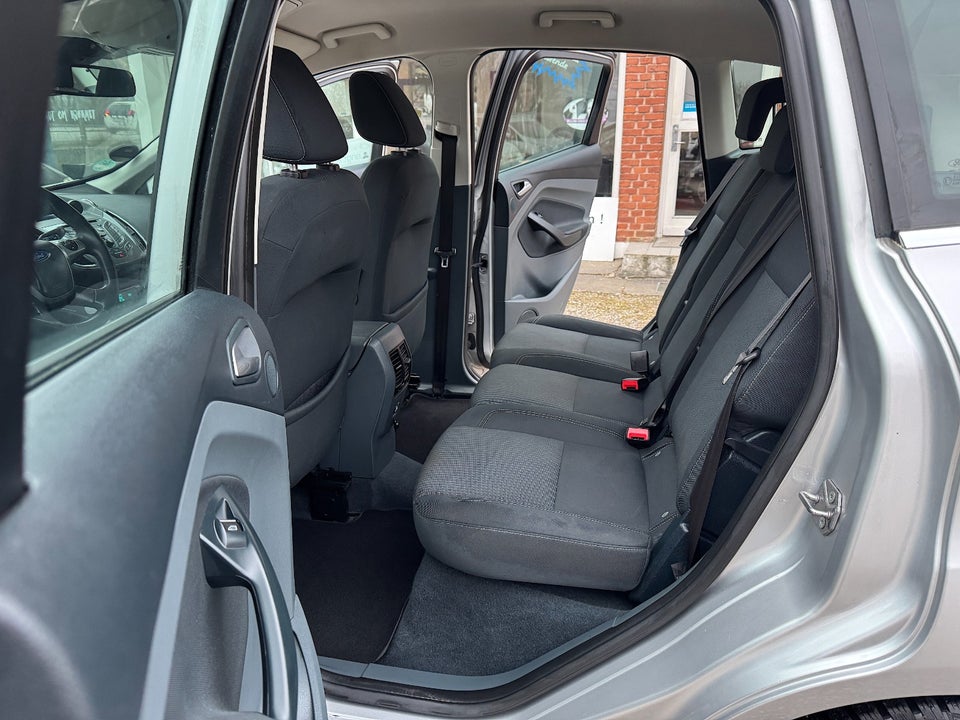 Ford C-MAX 1,0 SCTi 100 Titanium 5d