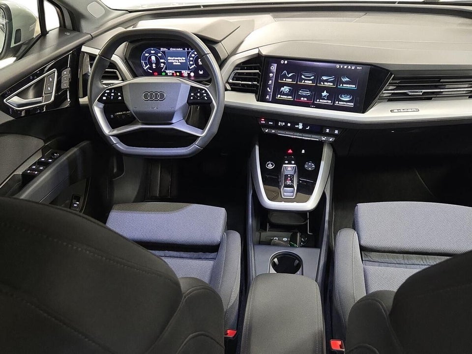 Audi Q4 e-tron 45 Progress 5d