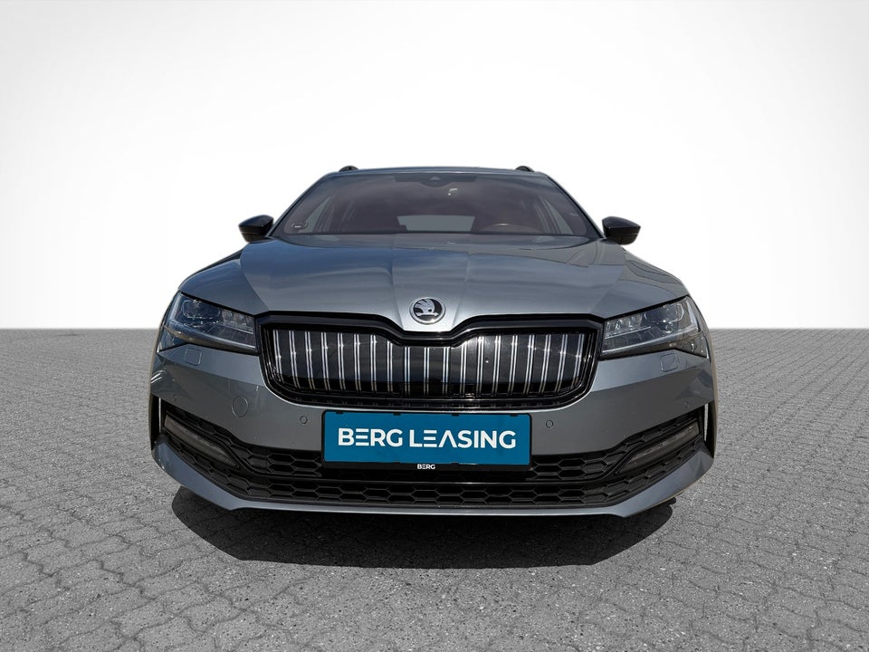 Skoda Superb 1,4 TSi iV Sportline Combi DSG 5d