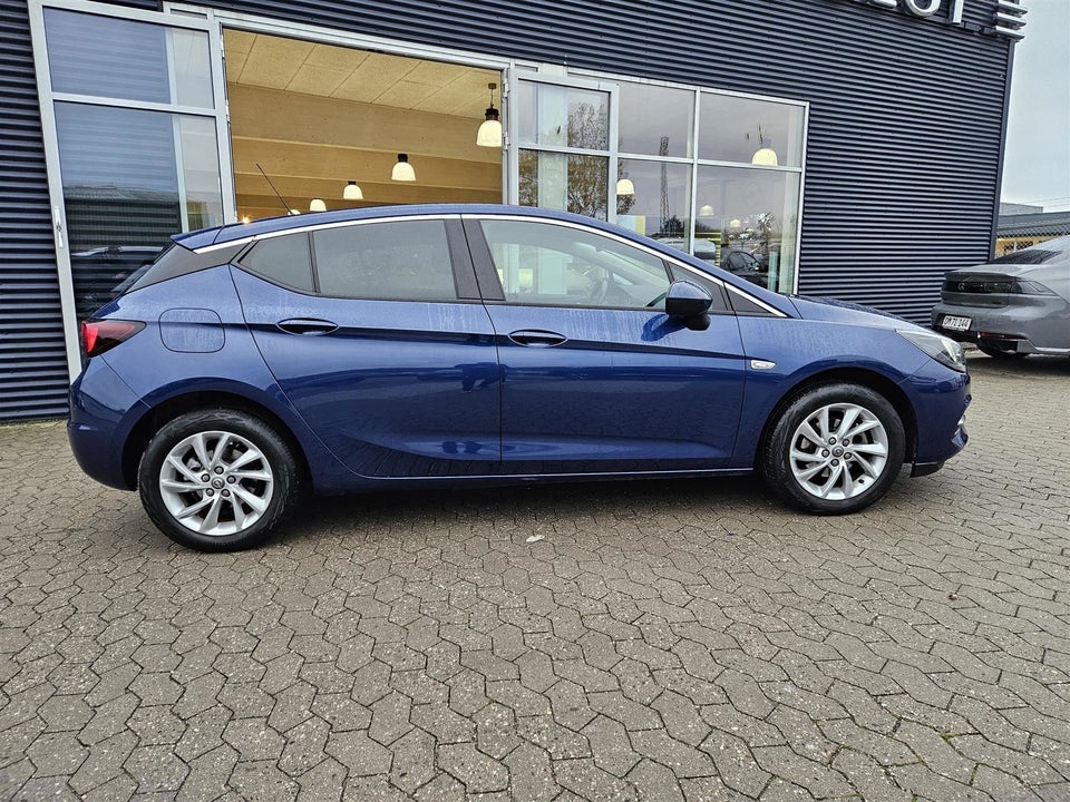 Opel Astra 1,2 T 145 Elegance 5d