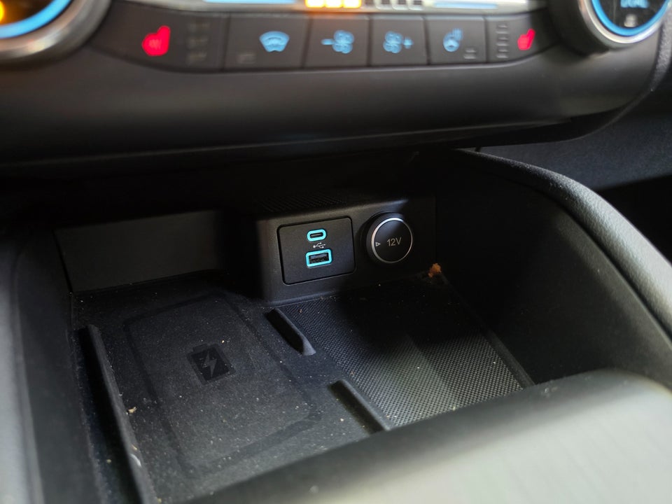 Ford Kuga 2,5 PHEV ST-Line X CVT 5d