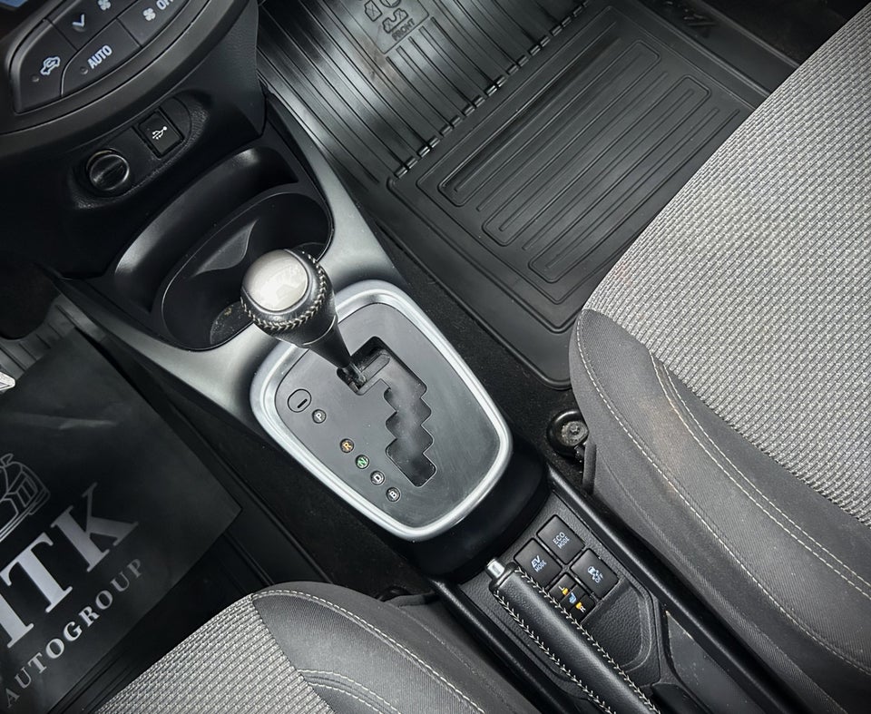 Toyota Yaris 1,5 Hybrid H2 e-CVT 5d