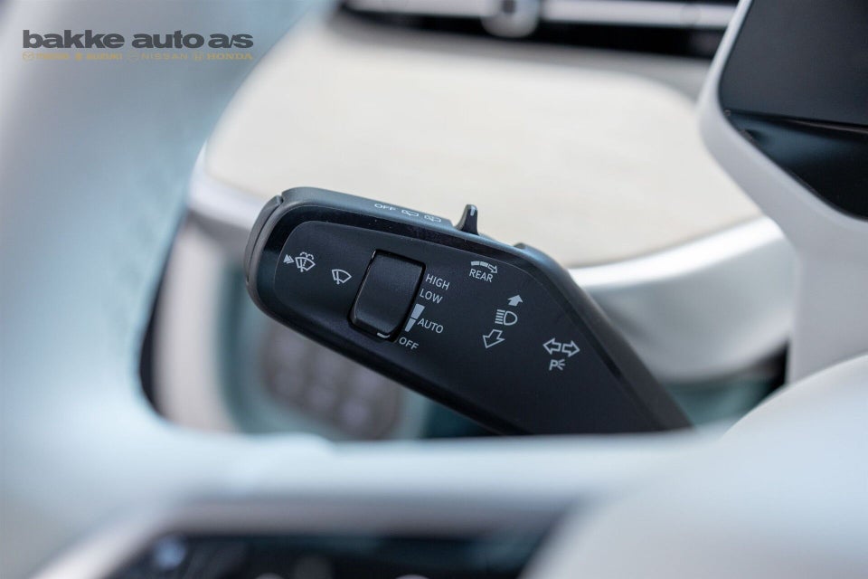 VW ID.Buzz 77 Pro SWB 5d