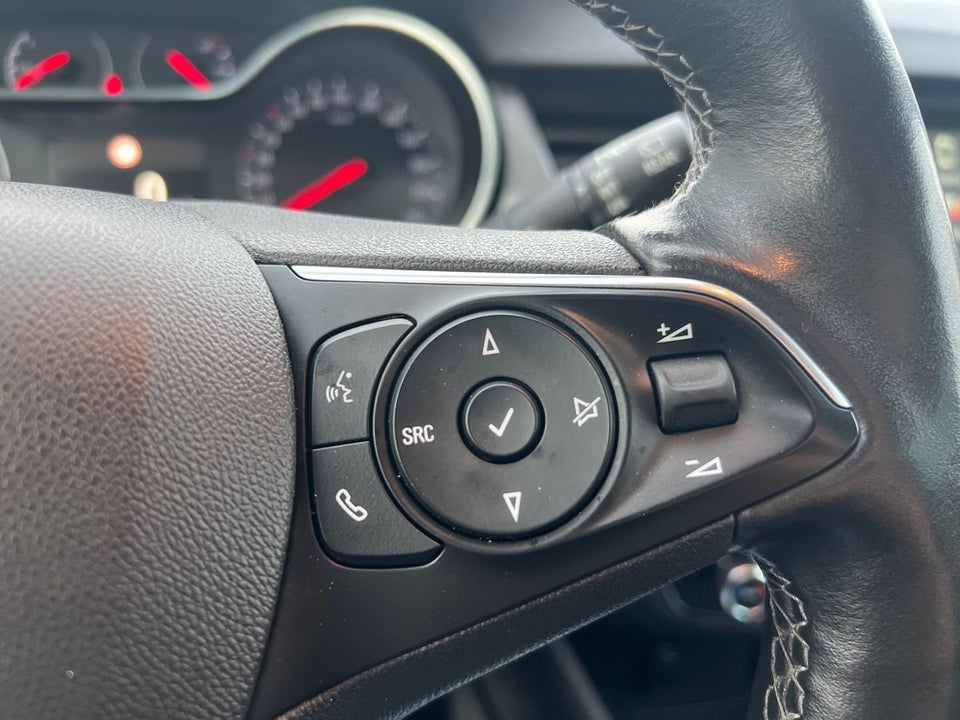 Opel Crossland 1,2 T 110 First Edition 5d