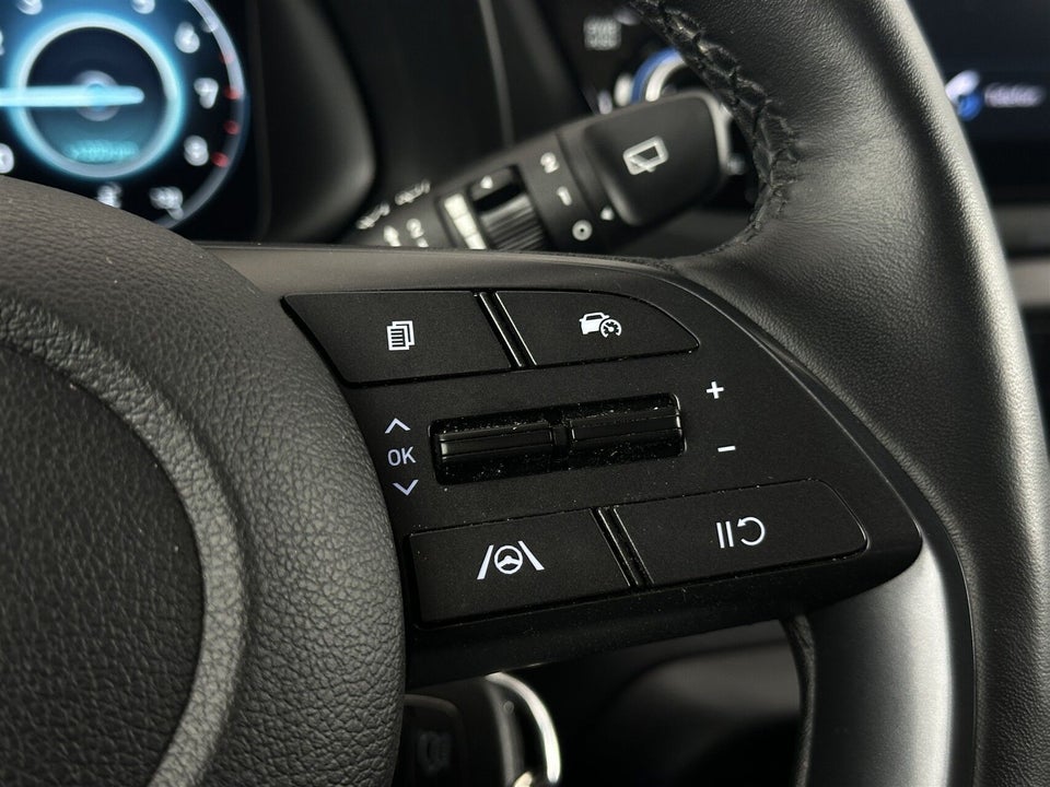 Hyundai i20 1,0 T-GDi Essential DCT 5d