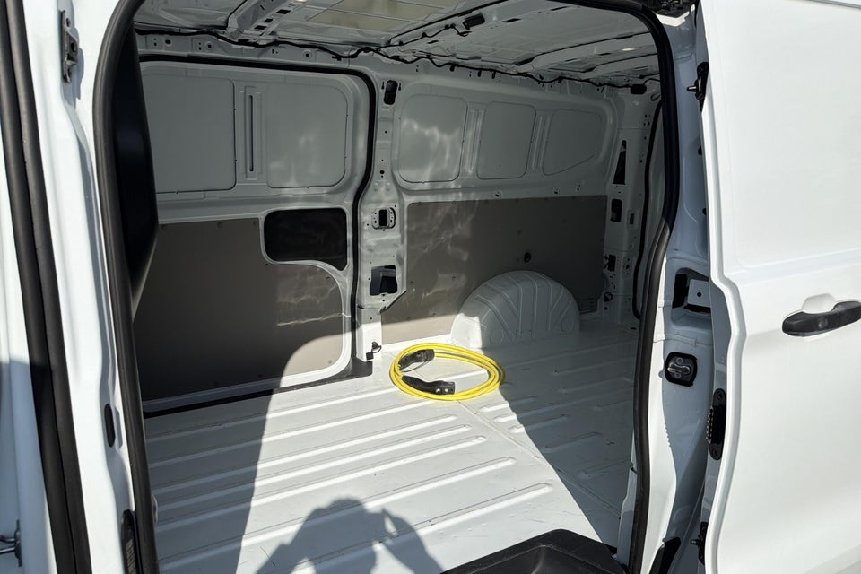 VW e-Transporter 64 Comfort Kassevogn LWB