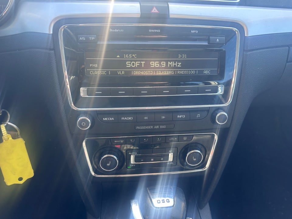 Skoda Superb 2,0 TDi 170 Ambition Combi DSG 5d