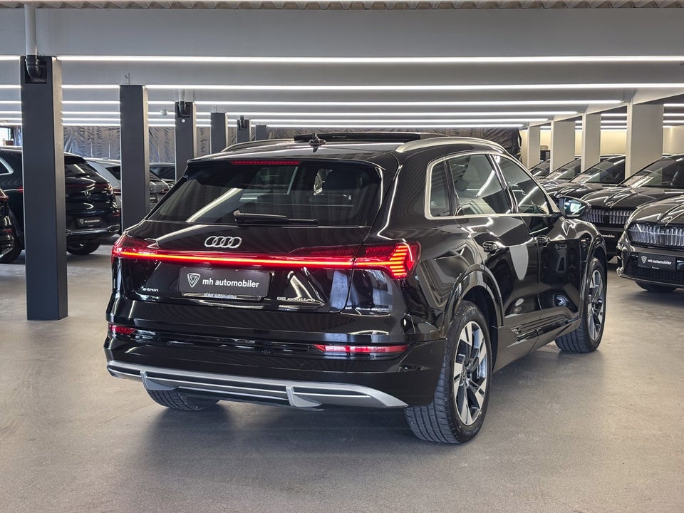 Audi e-tron 55 S-line quattro 5d