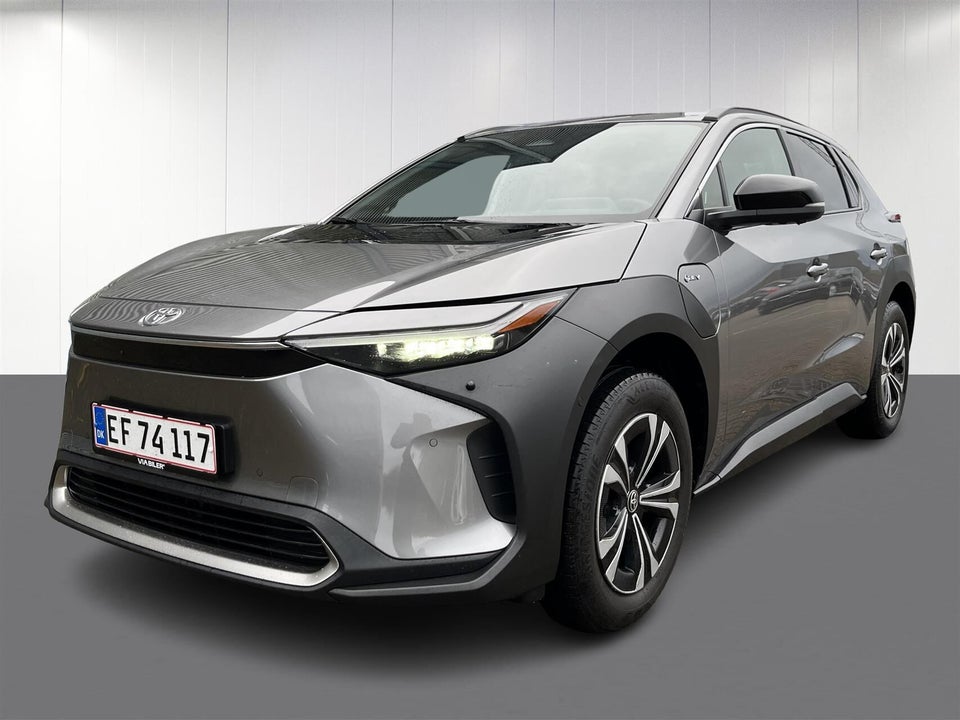 Toyota bZ4X Executive 5d