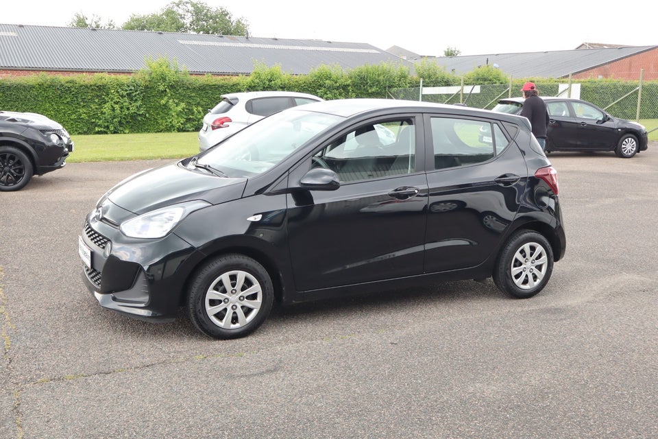 Hyundai i10 1,0 Premium 5d