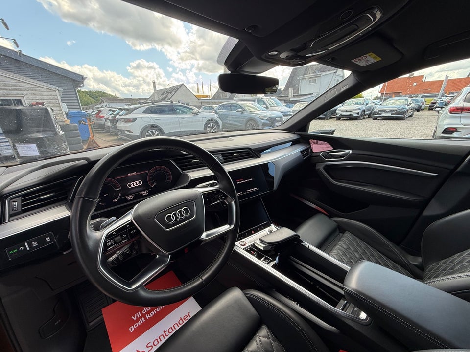 Audi e-tron S quattro 5d
