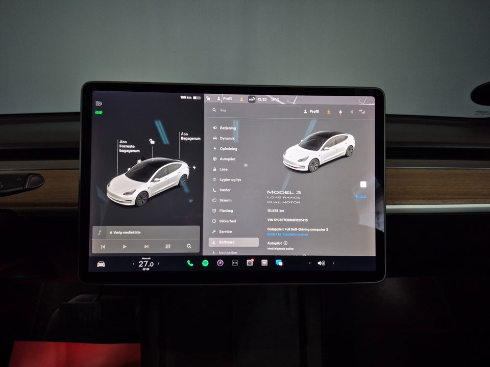 Tesla Model 3 Long Range AWD 4d