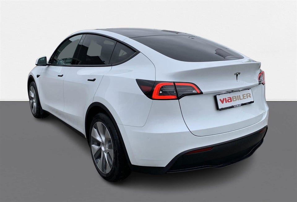 Tesla Model Y RWD 5d